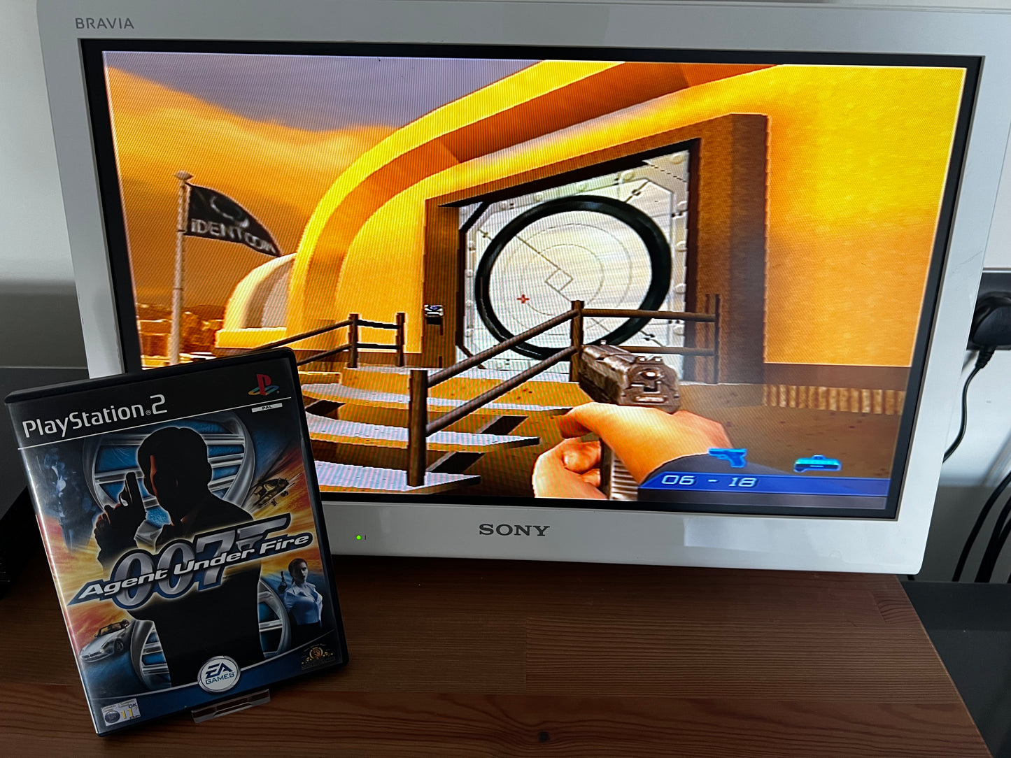 James Bond 007 in - Agent Under Fire - PS2 Game